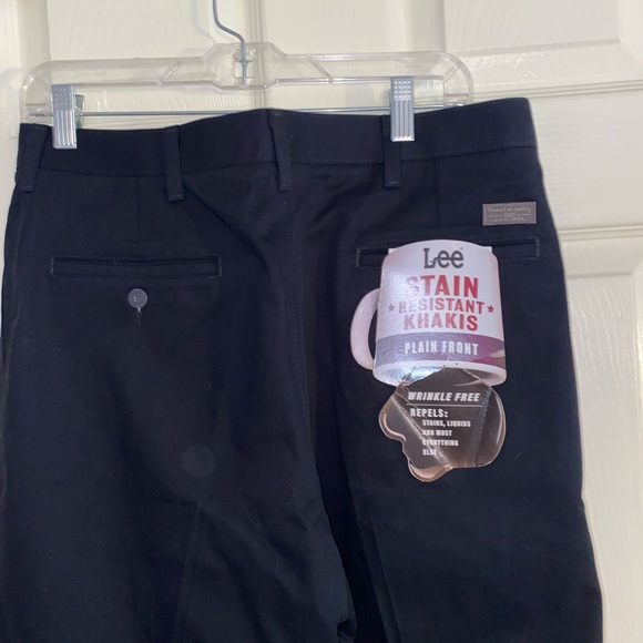 Lee stain resistant khakis - Picture 6 of 7